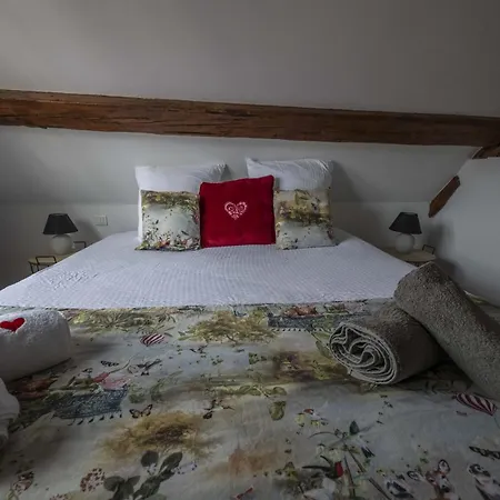 I-love-colmar - Le 8 De Coeur - Garage Gratuit Daire *