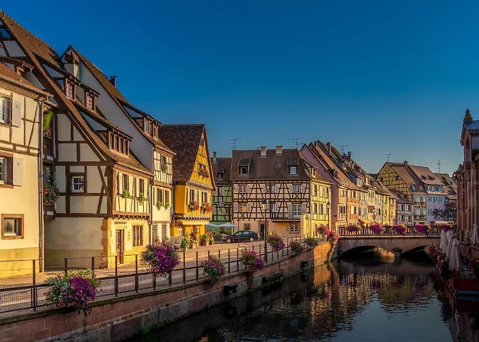 Le 8 De Coeur - Garage Gratuit