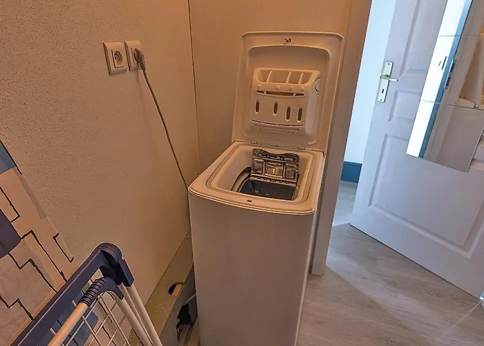 Le 8 De Coeur - Garage Gratuit